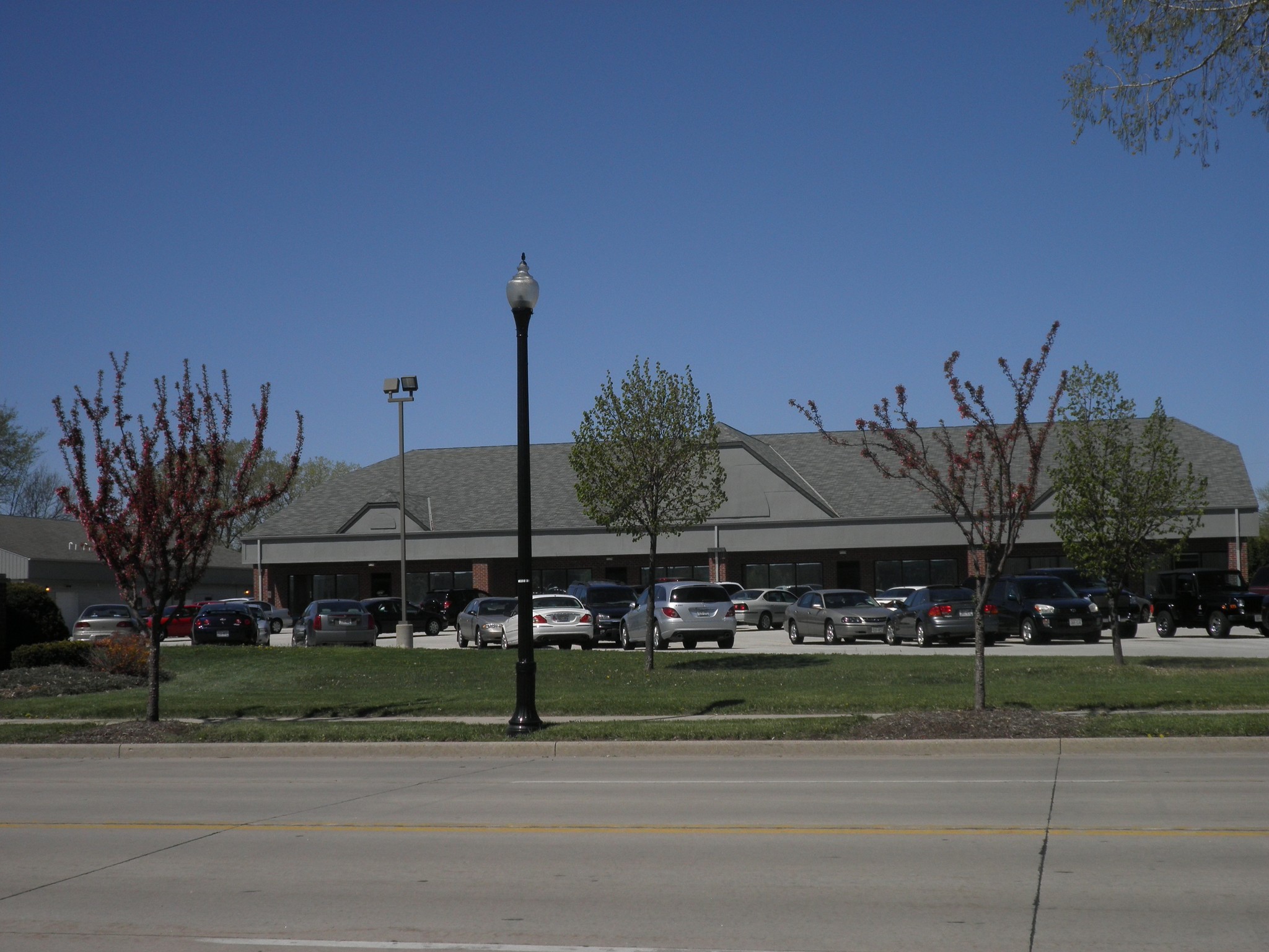 2150 Holmgren Way, Green Bay, WI for lease Building Photo- Image 1 of 2