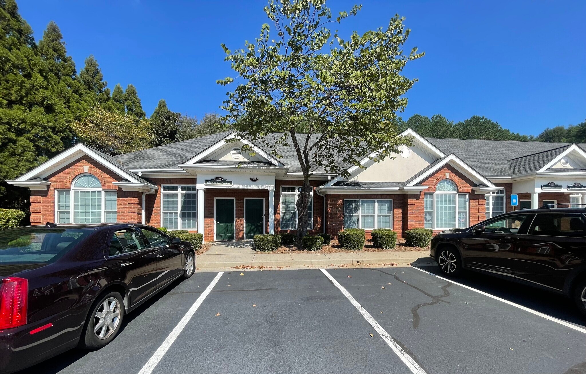 2101-2106 Macy Dr, Roswell, GA for sale Building Photo- Image 1 of 1