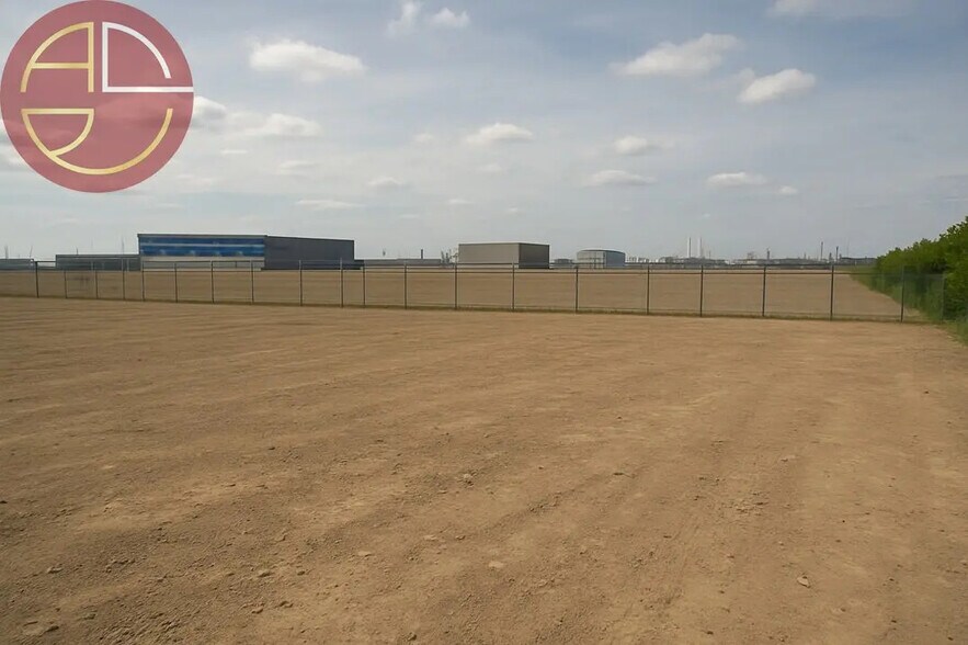 Land in Fronton for sale - Building Photo - Image 2 of 5