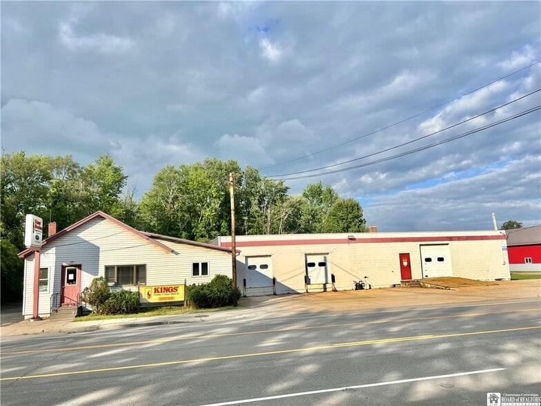 137 S Work St, Falconer, NY 14733