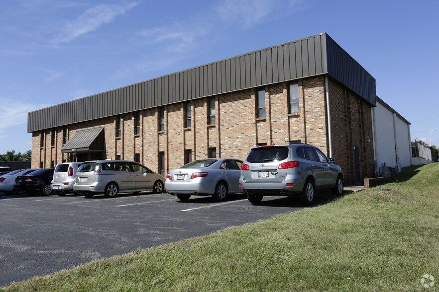 8428 Quarry Rd, Manassas, VA 20110