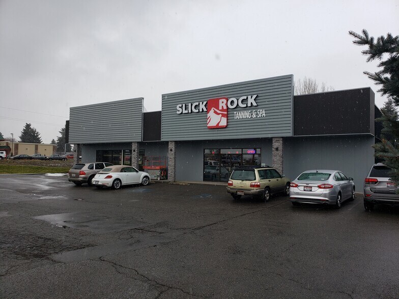 281-285 W Hayden Ave, Hayden, ID for sale - Building Photo - Image 1 of 1