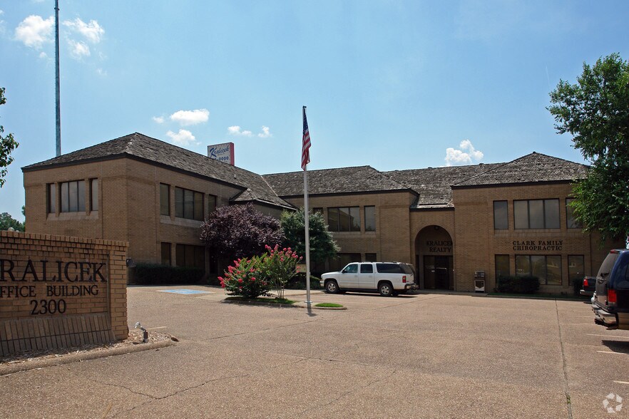 2300 S 57th St, Fort Smith, AR for sale - Primary Photo - Image 1 of 1