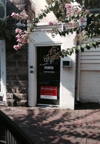 11 E Perry St, Savannah, GA for sale Primary Photo- Image 1 of 1