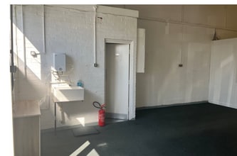 18-44 Benedict Sq, Peterborough for lease Interior Photo- Image 2 of 3