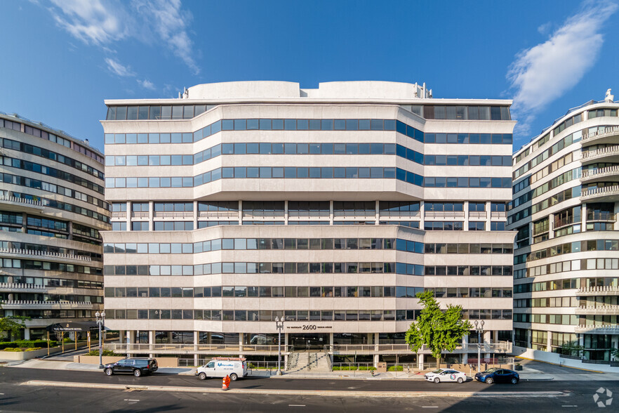 2600 Virginia Ave NW, Washington, DC for lease - Building Photo - Image 2 of 19