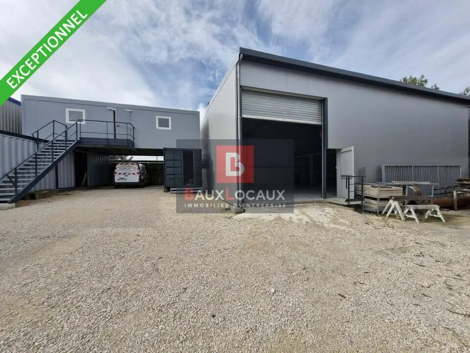 Flex in Martigues for lease Building Photo- Image 1 of 10