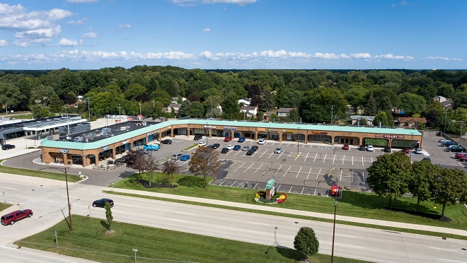 3614-3674 Rochester Rd, Troy, MI for lease - Building Photo - Image 1 of 7