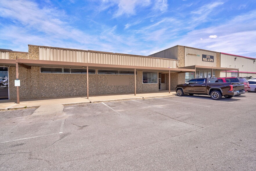 1504 SW 27th St, El Reno, OK for lease - Building Photo - Image 3 of 6