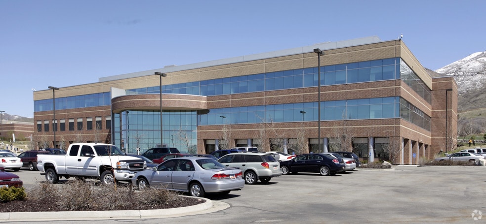 577 S Chipeta Way, Salt Lake City, UT for lease - Primary Photo - Image 1 of 10