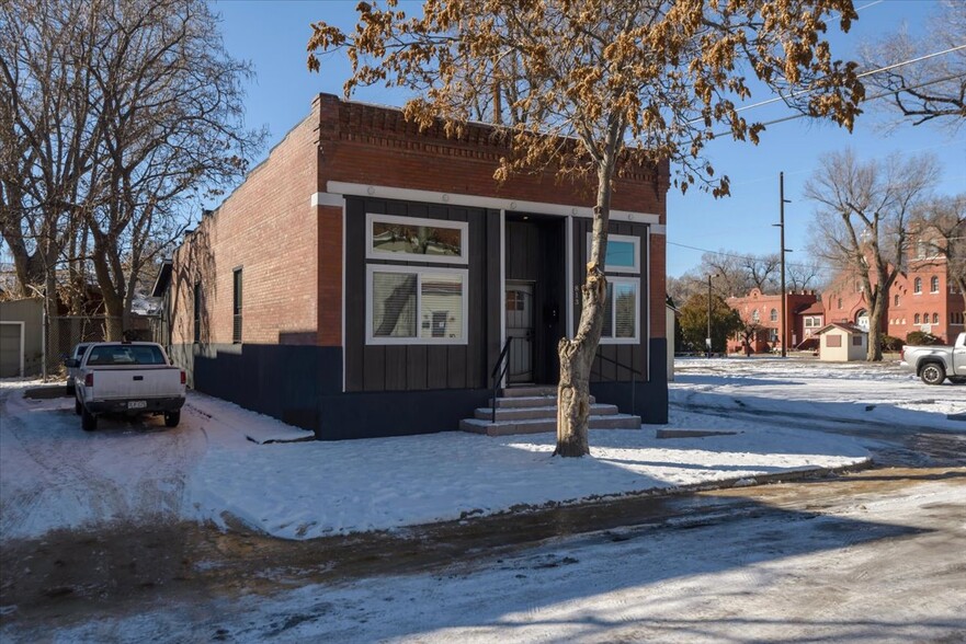 813 E B St, Pueblo, CO for sale - Primary Photo - Image 1 of 45