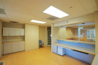 1005 W Walnut St, Yakima, WA for lease Interior Photo- Image 2 of 6