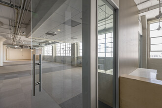 846-860 S Los Angeles St, Los Angeles, CA for lease Interior Photo- Image 2 of 6