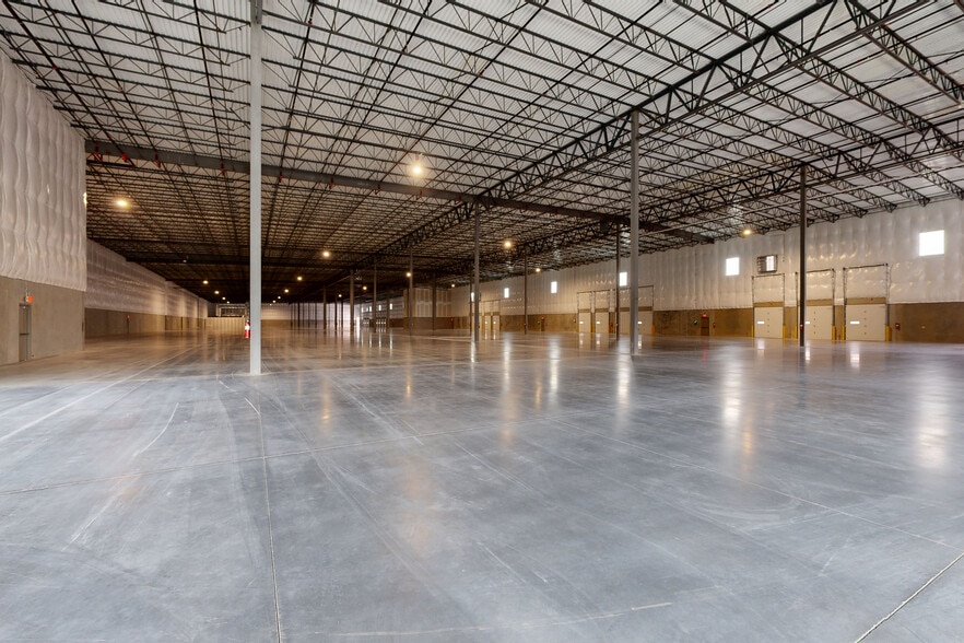 6401 Foxley Rd, Upper Marlboro, MD for lease - Matterport 3D Scan - Image 2 of 16