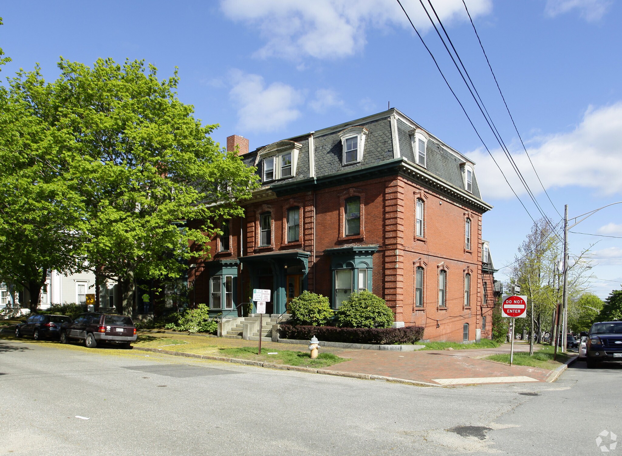 33 Deering St, Portland, ME 04101