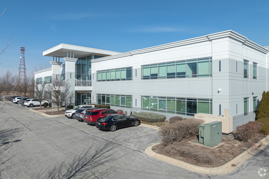 7851 W 185th St, Tinley Park, IL for lease - Building Photo - Image 2 of 36