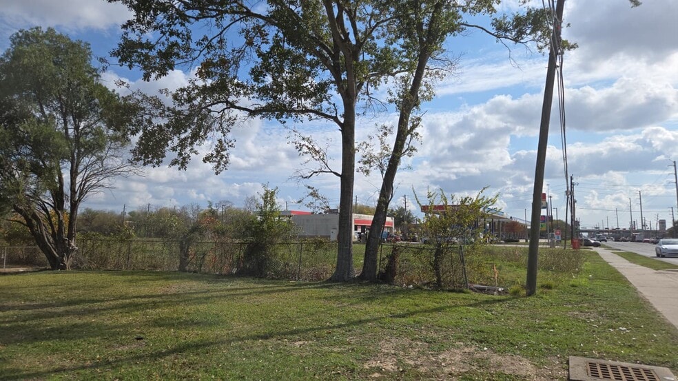 3109 1st St, Rosenberg, TX for sale - Building Photo - Image 2 of 4