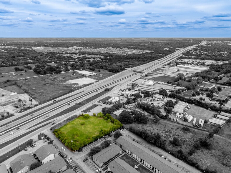 13720 CF Hawn Fwy, Dallas, TX for sale - Building Photo - Image 1 of 13