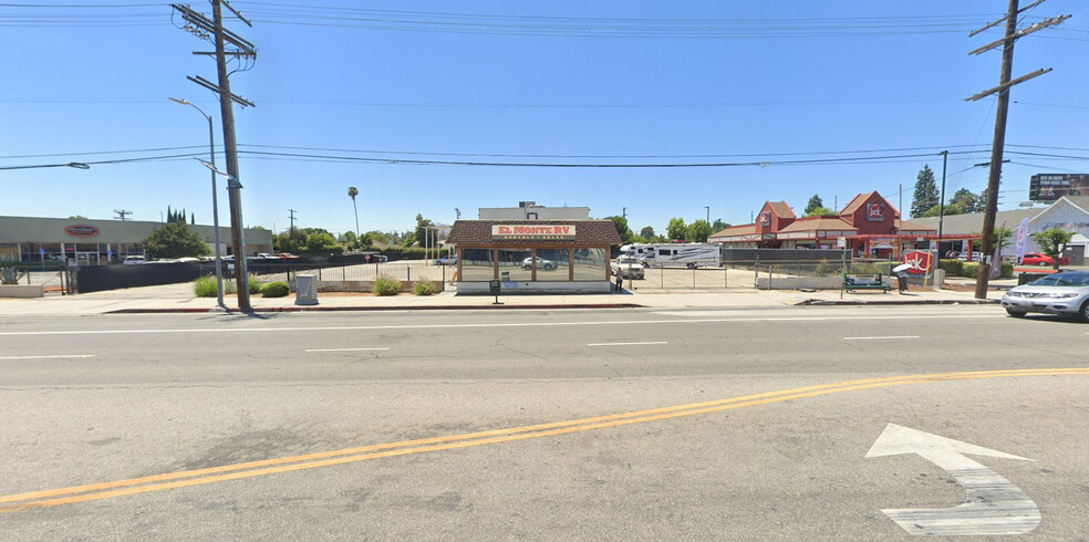 6265 Sepulveda Blvd, Van Nuys, CA for lease - Building Photo - Image 3 of 5