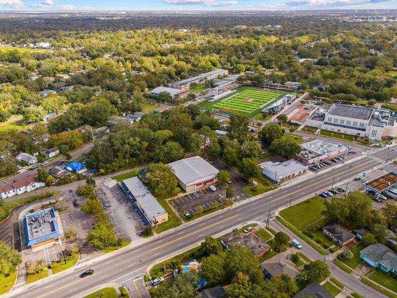 1945 Kings Rd, Jacksonville, FL for lease - Building Photo - Image 2 of 12