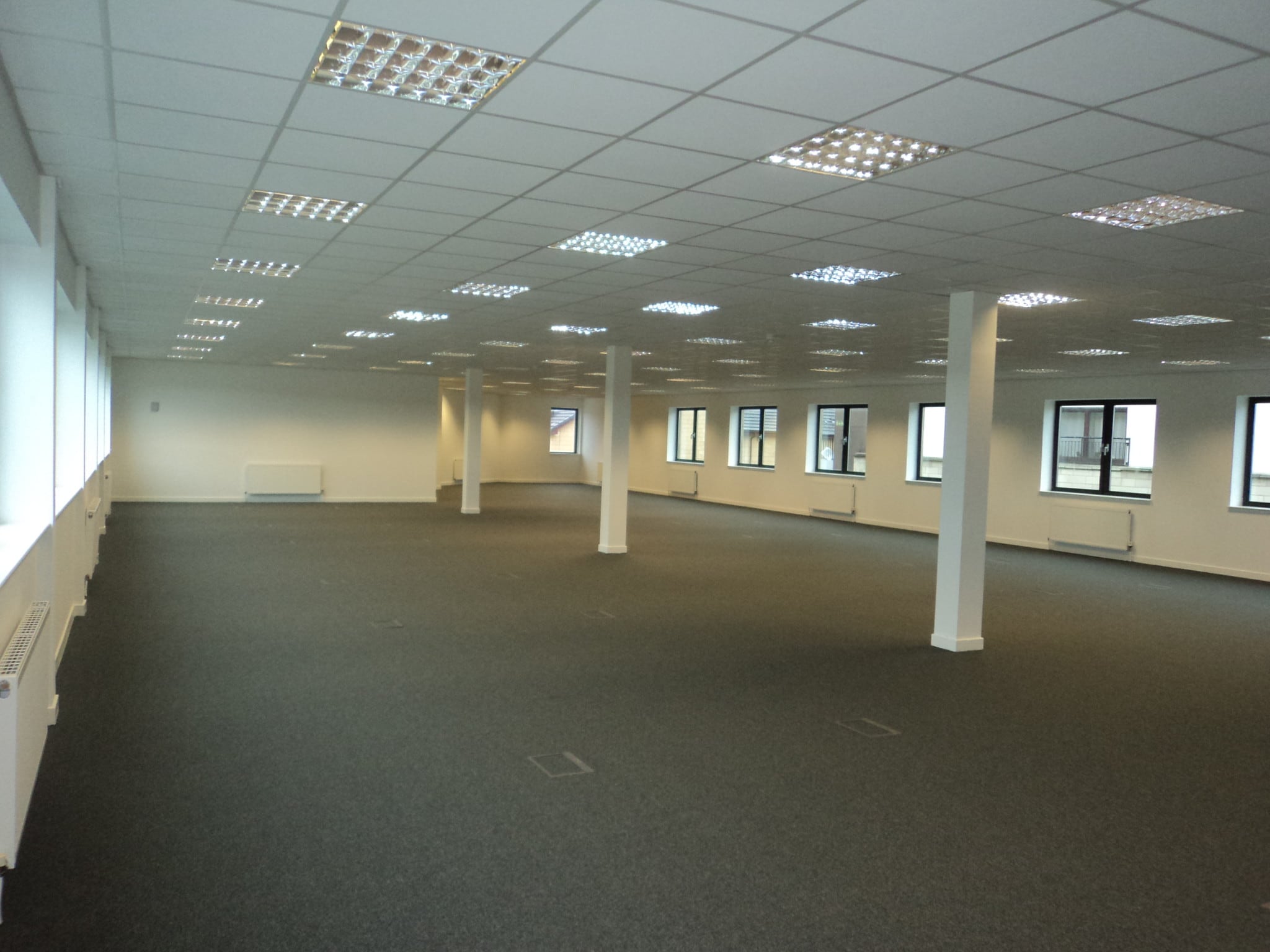 Castle St, Hamilton for lease Interior Photo- Image 1 of 7