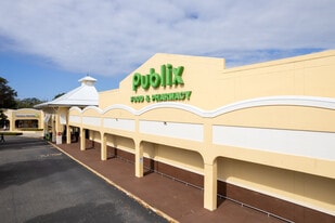 Island Walk Shopping Center - Pub