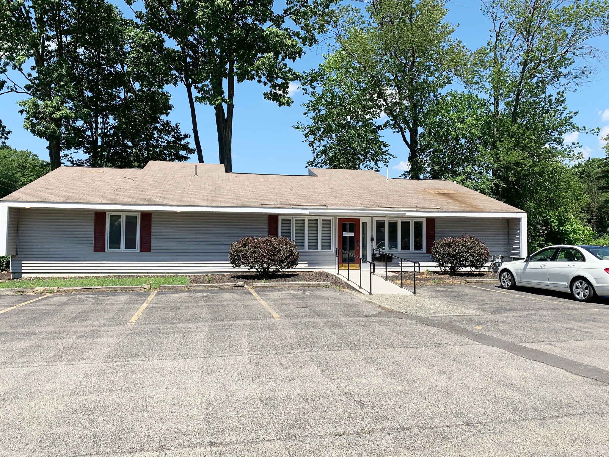415 New Karner Rd, Albany, NY for sale Building Photo- Image 1 of 1