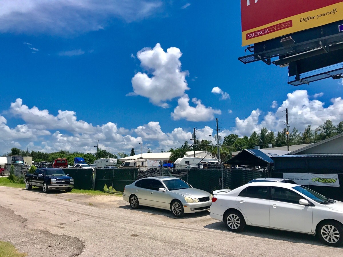 4725 S Goldenrod Rd, Orlando, FL 32822