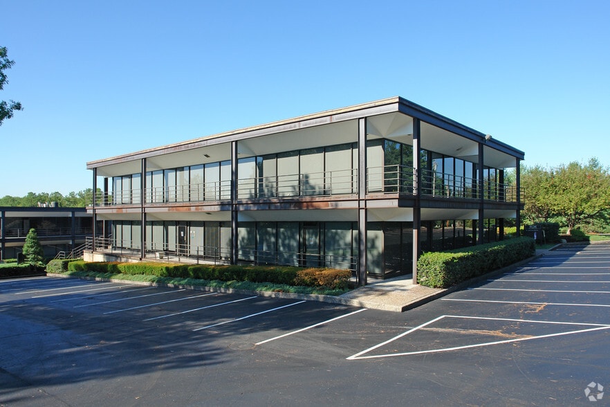 1102 Kermit Dr, Nashville, TN for lease - Building Photo - Image 2 of 4
