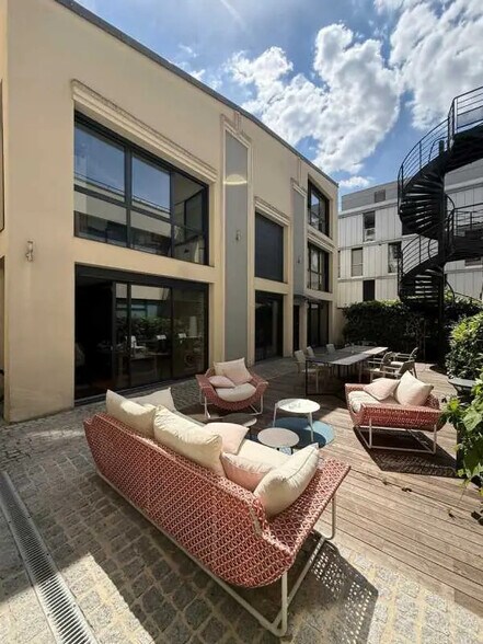 31 Rue Faidherbe, Paris for lease - Building Photo - Image 3 of 17