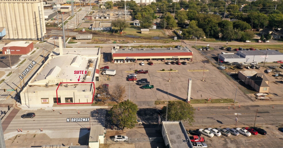 1770 N Broadway St, Wichita, KS for lease - Building Photo - Image 1 of 3