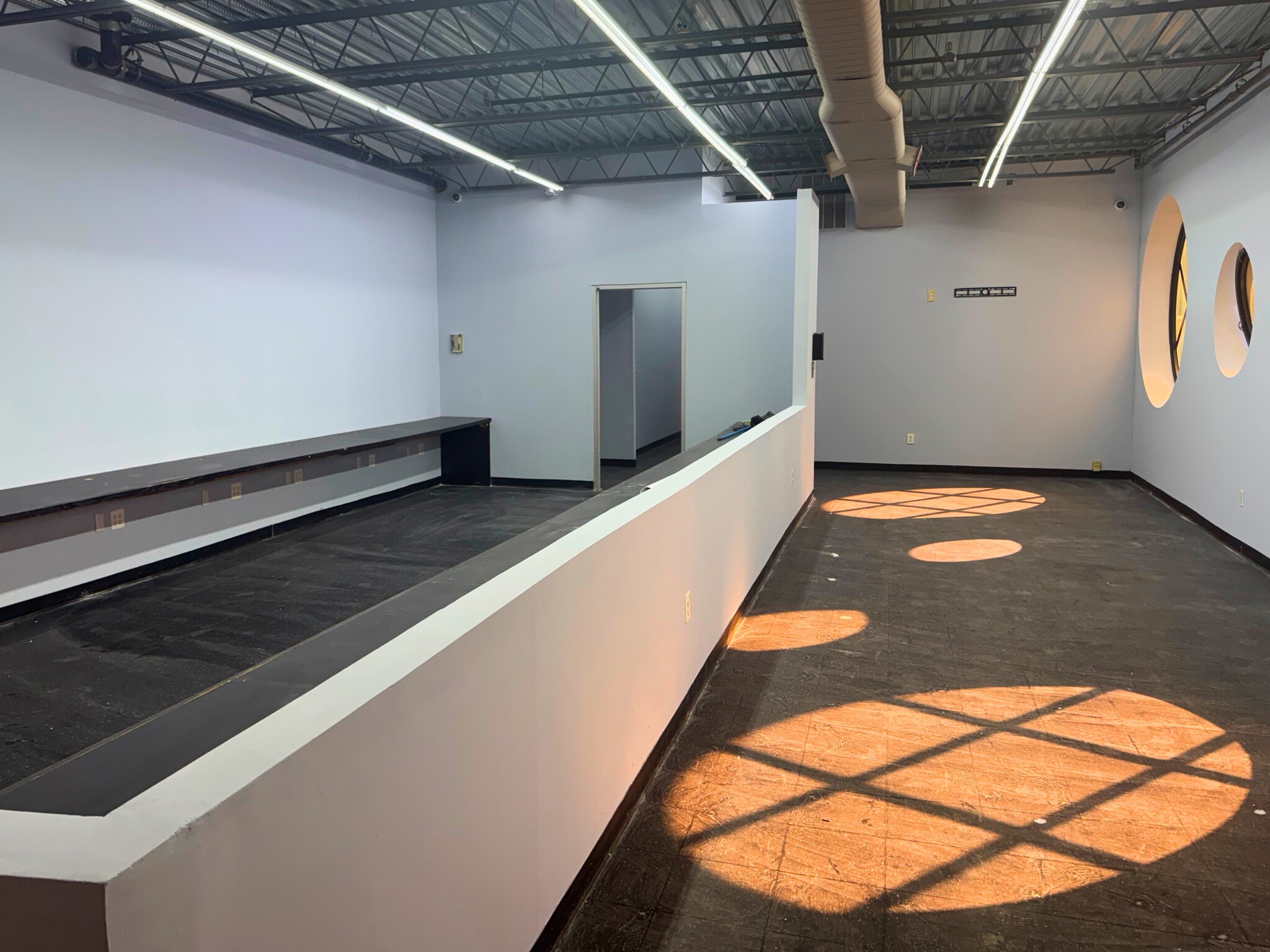 250 Jackson Ave, Bronx, NY for lease Interior Photo- Image 1 of 7