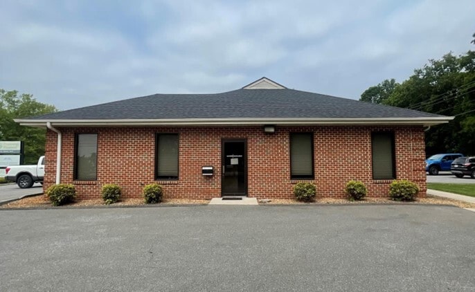 2003 Graves Mill Rd, Forest, VA for lease - Building Photo - Image 1 of 1