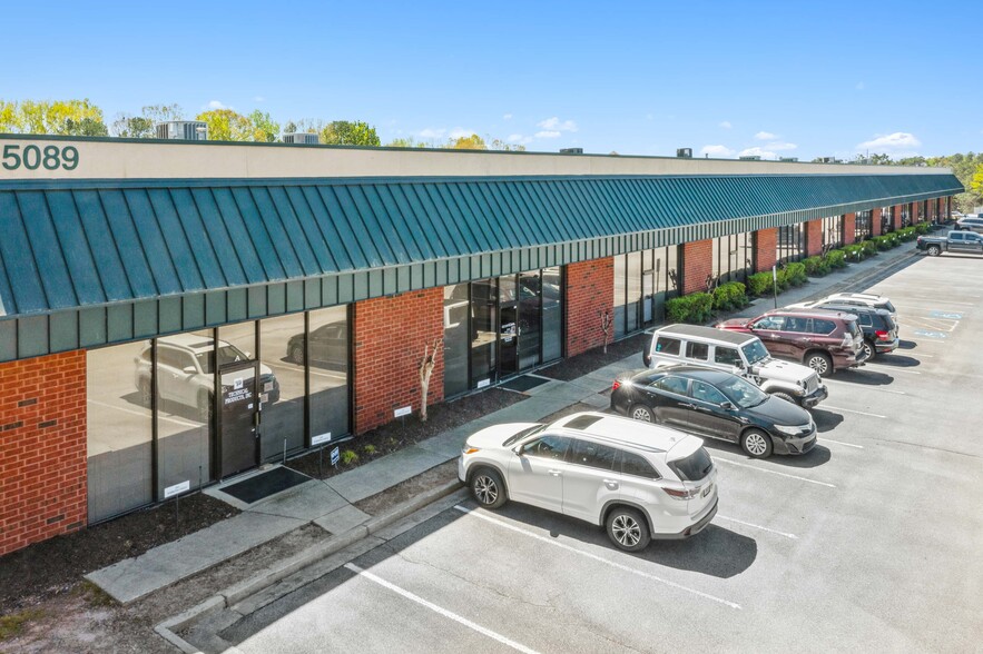 5089 Bristol Industrial Way, Buford, GA for lease - Building Photo - Image 1 of 22