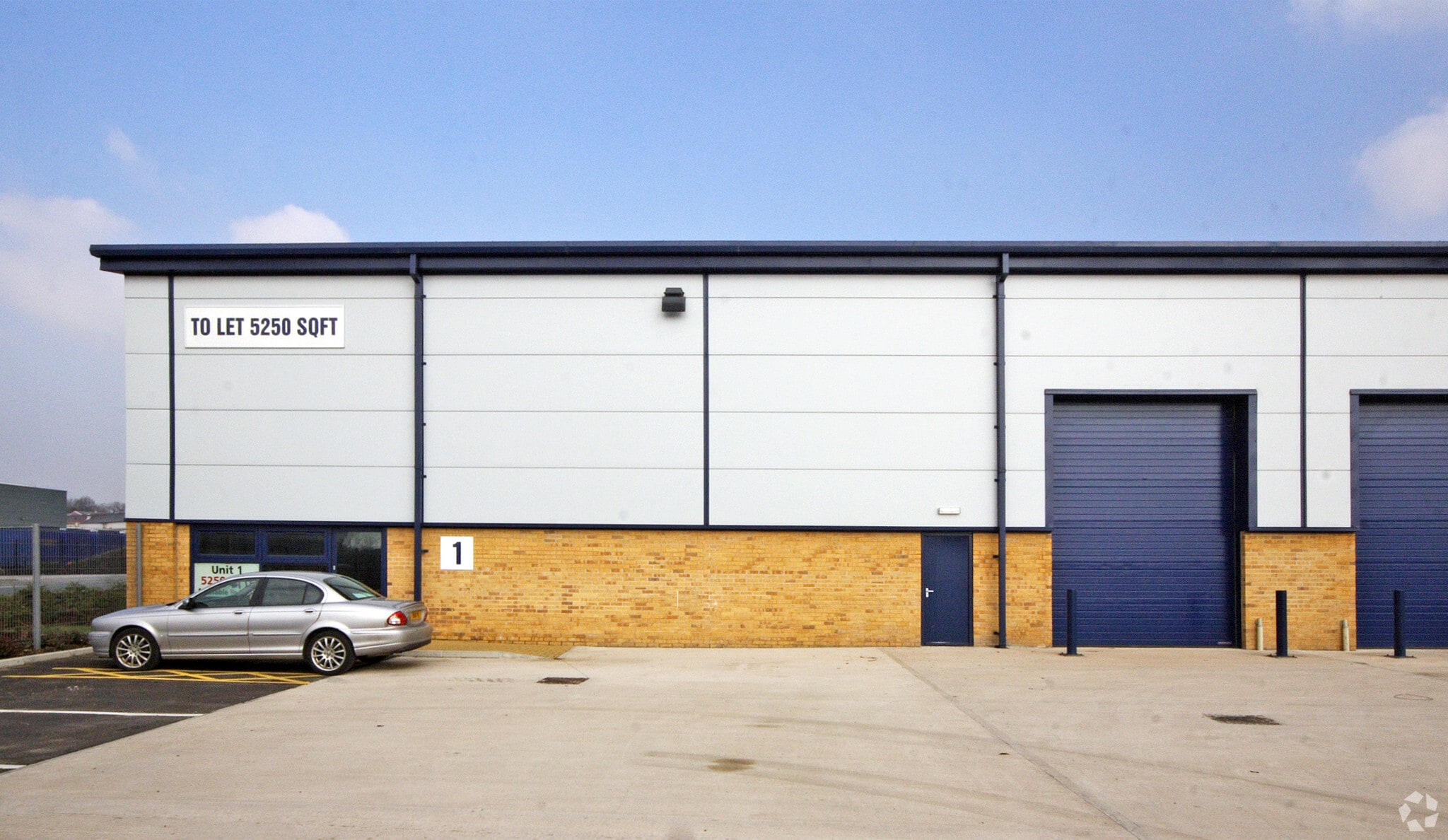 Dumers Ln, Bury for sale Primary Photo- Image 1 of 1