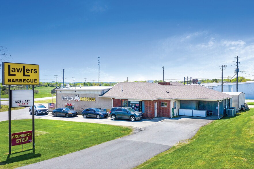 1303 N Ellington Pky, Lewisburg, TN 37091