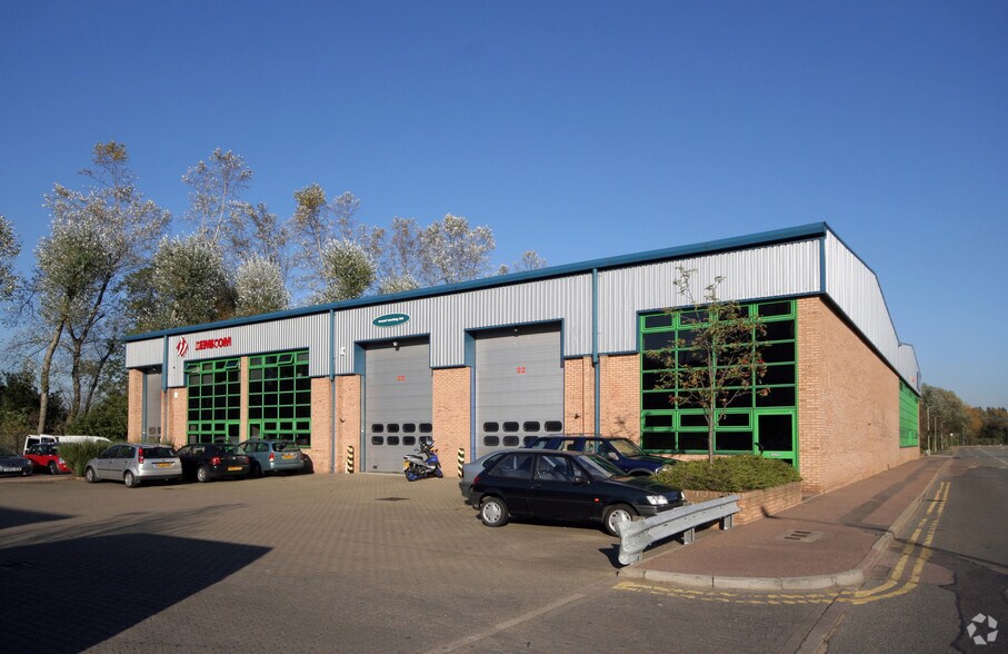 Mead Park, Riverway, Harlow for sale - Primary Photo - Image 1 of 1