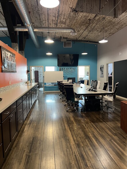 304 W Pacific Ave, Spokane, WA for lease - Building Photo - Image 3 of 11