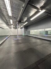 2930 S Michigan Ave, Chicago, IL for lease Interior Photo- Image 1 of 6