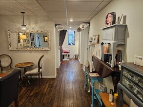 145 Rochdale Dr S, Rochester Hills, MI for lease Lobby- Image 2 of 5