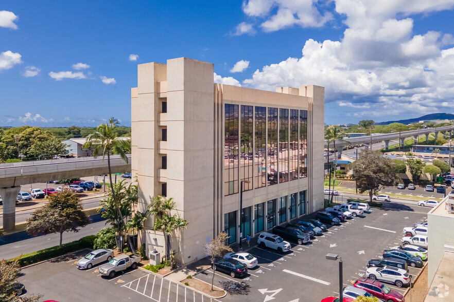 94-730 Farrington Hwy, Waipahu, HI for lease - Building Photo - Image 1 of 5