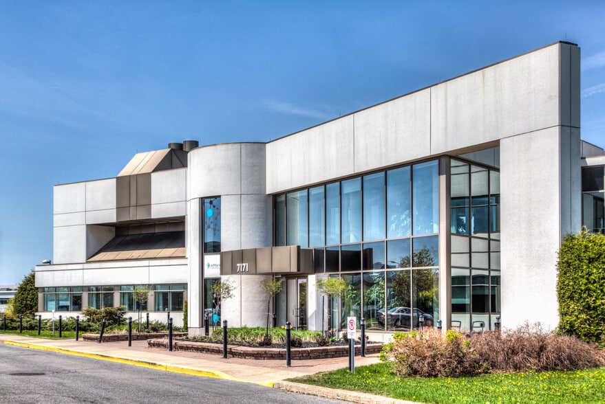 7171 Rue Frederick-Banting, Saint-Laurent, QC for lease - Building Photo - Image 1 of 15