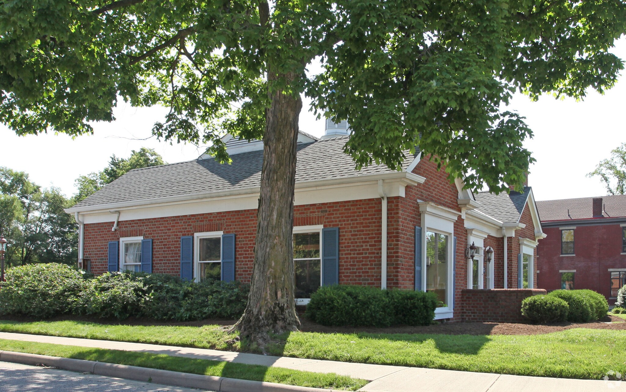 5 W Main St, Amelia, OH for sale Primary Photo- Image 1 of 1