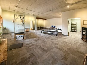 1803 Whites Rd, Kalamazoo, MI for lease Interior Photo- Image 2 of 20