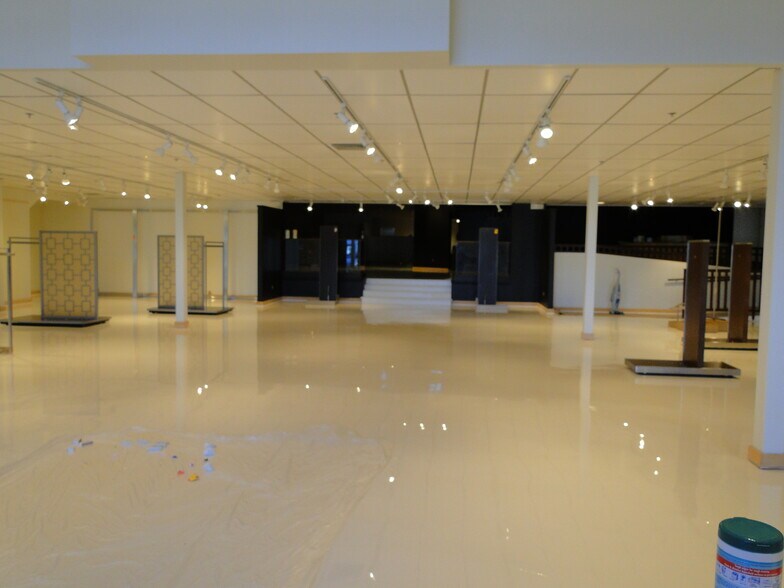 2470 US Highway 1, Lawrenceville, NJ for lease - Interior Photo - Image 1 of 19