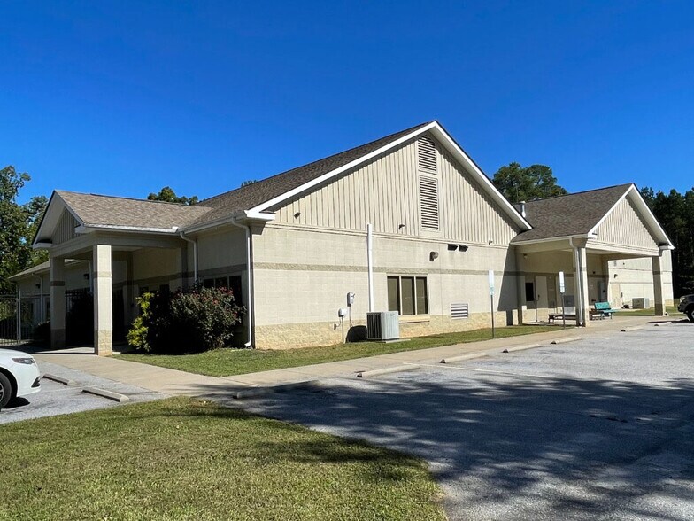 841 Dunklin Bridge Rd, Fountain Inn, SC 29644 Office for Lease