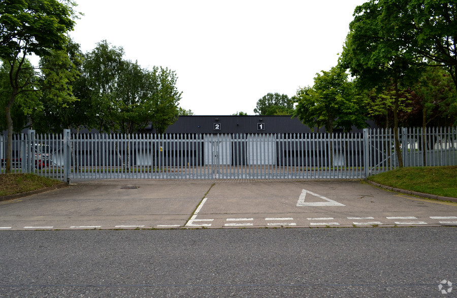 Osyth Clos, Northampton for lease - Building Photo - Image 3 of 7