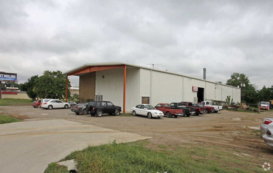 5105 E California Pky, Fort Worth, TX for sale - Building Photo - Image 1 of 3