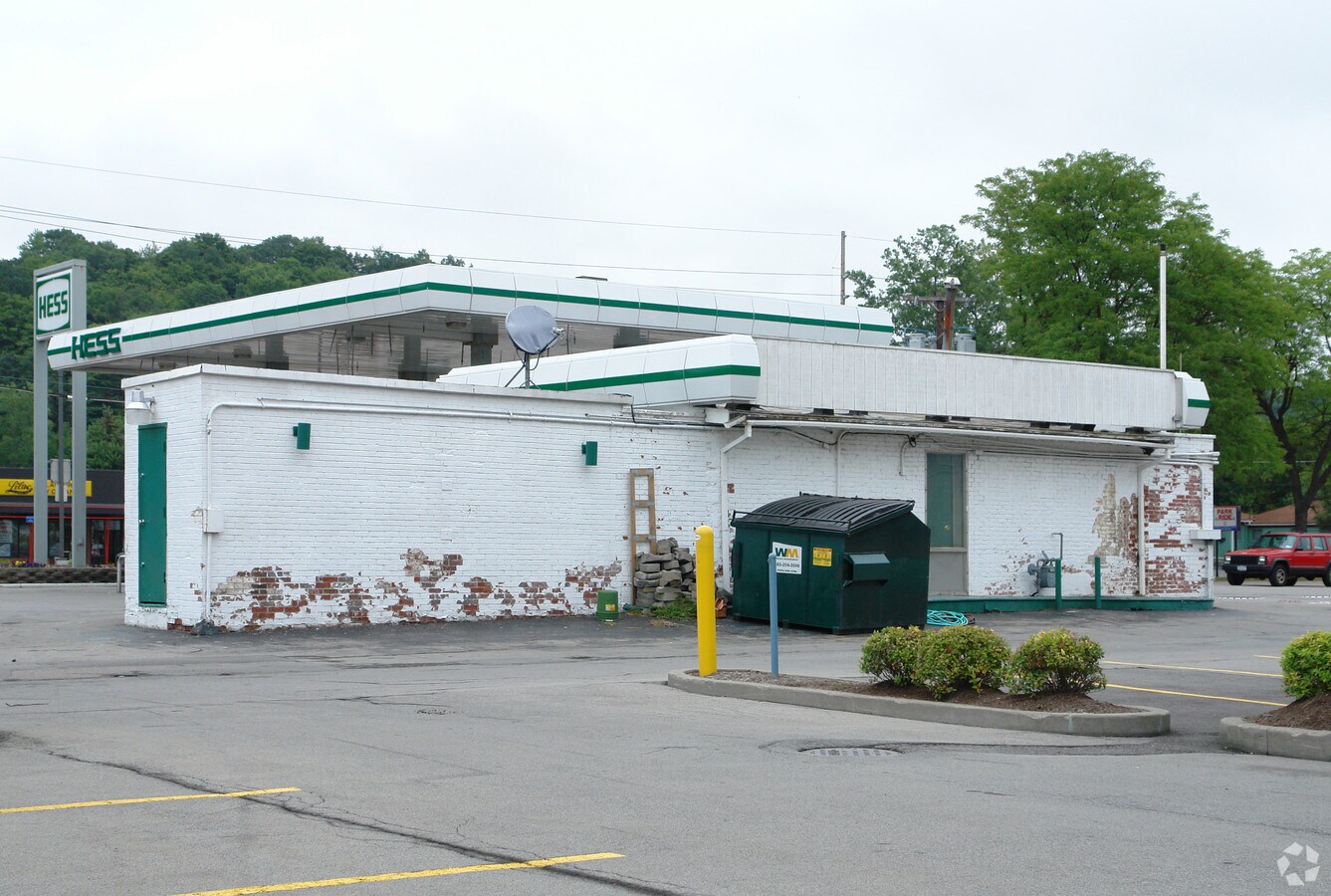 1619 Penfield Rd, Rochester, NY 14625