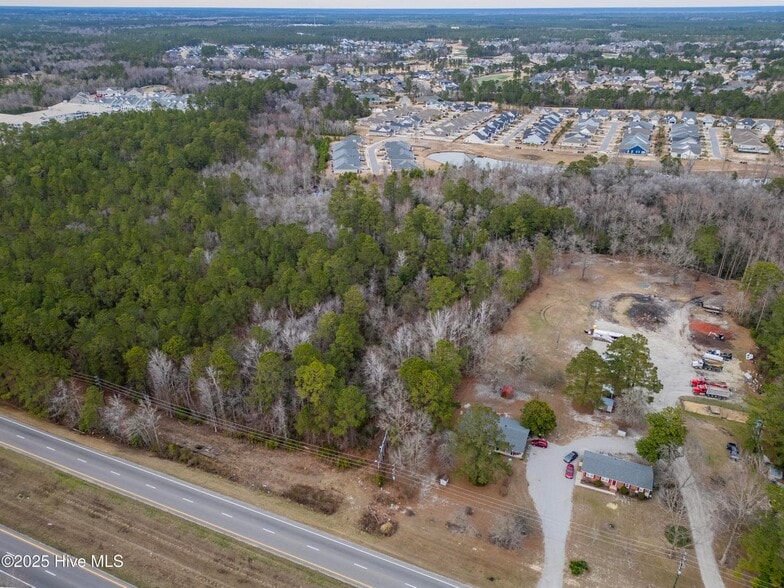2730 Andrew Jackson Hwy, Leland, NC for sale - Primary Photo - Image 1 of 13